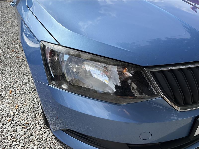 Škoda Fabia 1,2 TSi  Serviska,Senzory,AC - fotka 35 z 42