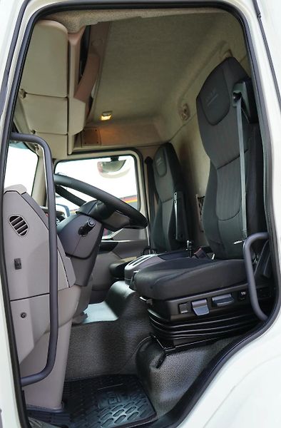 DAF LF (2022) 260 shrnovačka EURO 6 - fotka 7 z 15