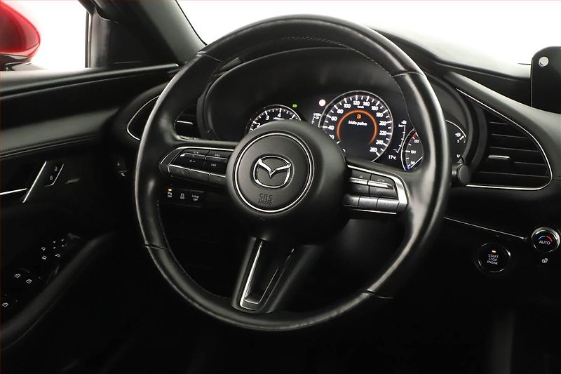Mazda 3 (2021) 2.0 Skyactiv-G - fotka 8 z 14