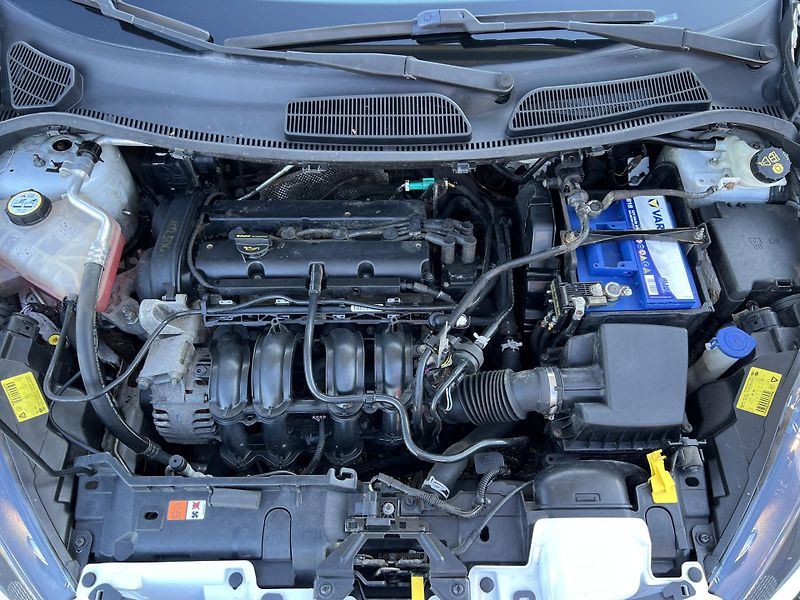Ford Fiesta 1.25i KLIMA ALU KOUPENO V ČR - fotka 28 z 34