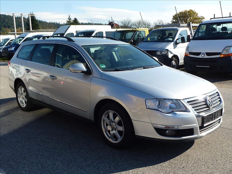 Volkswagen Passat 2,0 TDi  Comfort - fotka 6 z 49