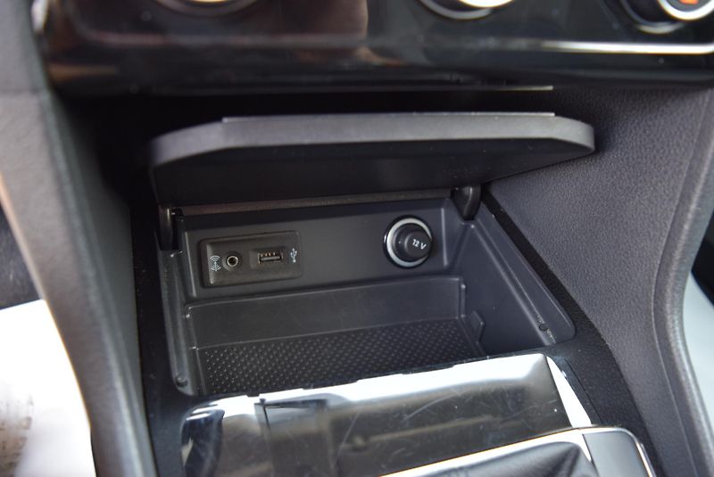 Volkswagen Golf Sportsvan (2015) 1.4TSI 92kw HGLBMT TAŽ KAM APP - fotka 22 z 50
