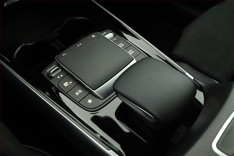 Mercedes-Benz Třídy B (2021) B 220 d 4MATIC - fotka 14 z 20