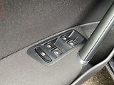 Volkswagen Golf (2017) 1.4 TSi, Allstar, bixen - náhled 13