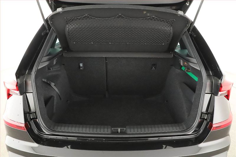 Škoda Kamiq (2024) 1.0 TSI, Drive, FullLed - fotka 10 z 13