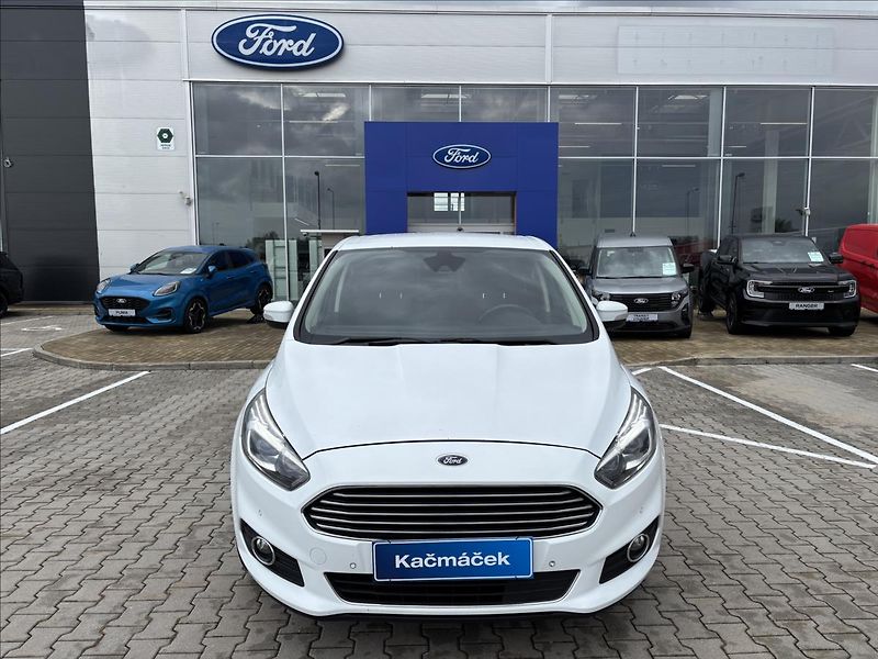 Ford S-MAX 2,0 TDCi 110 kW Titanium - fotka 8 z 45
