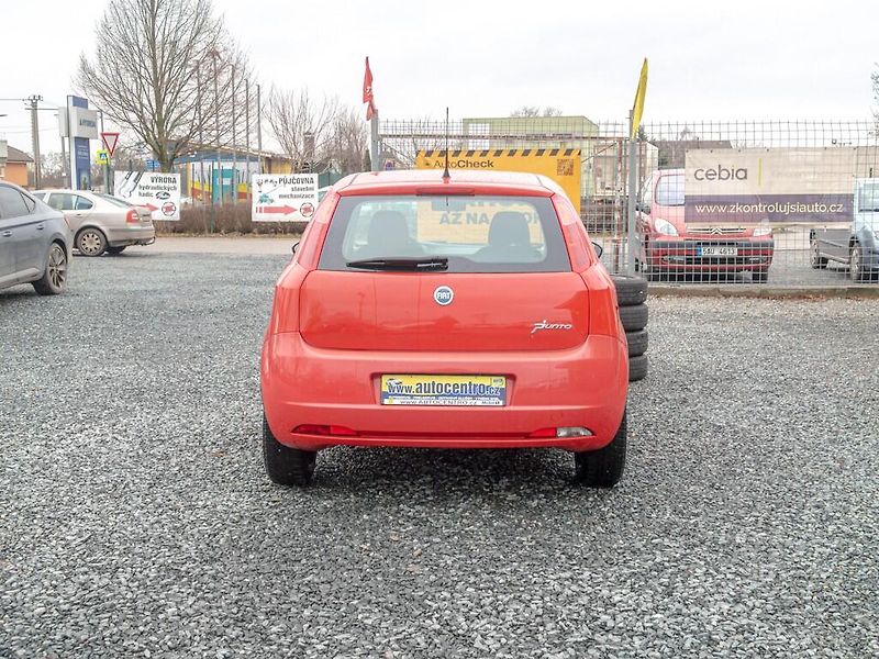 Fiat Grande Punto (2007) 1.4i 2x KOLA – PO SERVISU - fotka 6 z 37