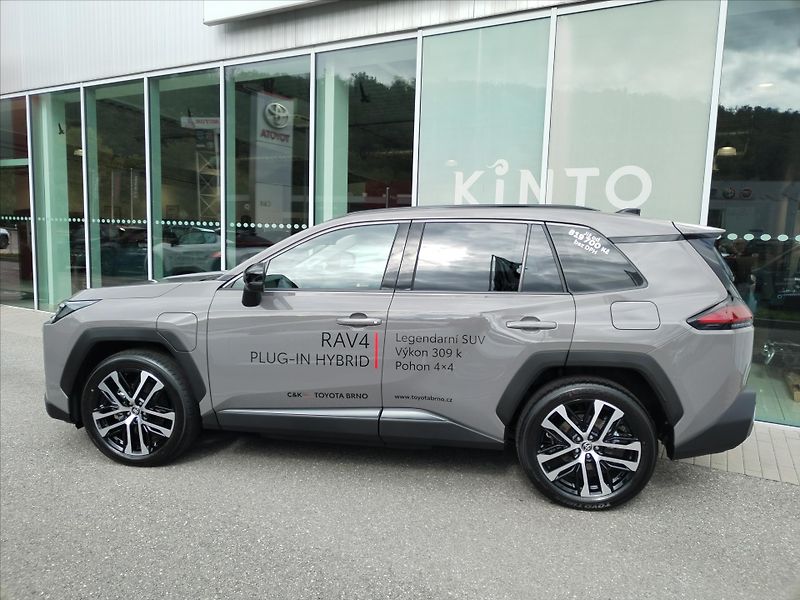 Toyota RAV4 2.5 PLUG IN HYBRID e-CVT AWD - fotka 2 z 18