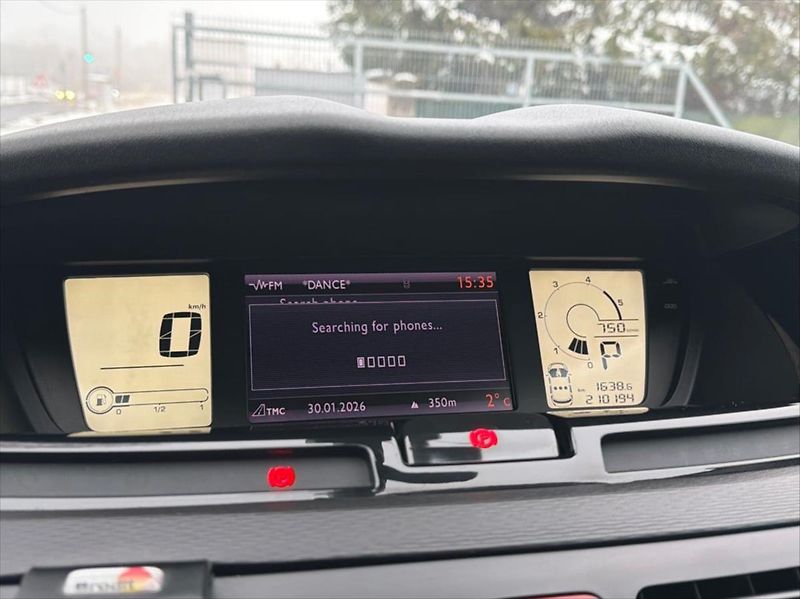 Citroën C4 Picasso 2,0 HDi 120 KW 7 míst DPH - fotka 19 z 26