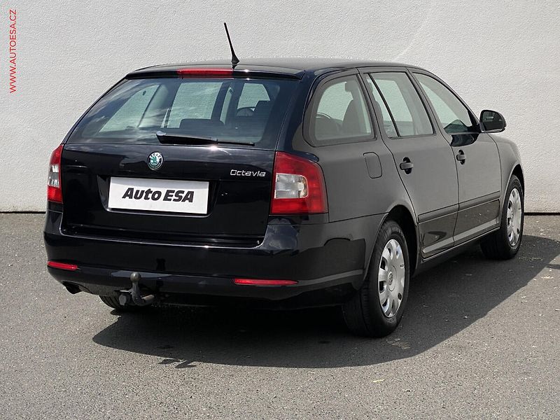 Škoda Octavia (2012) 1.2 TSi, Active, tempo, TZ - fotka 4 z 16