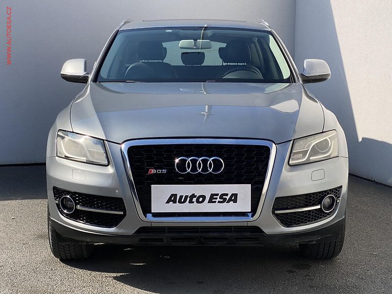 Audi Q5 (2009) 2.0 TFSi quattro, AT, bixen - fotka 2 z 18