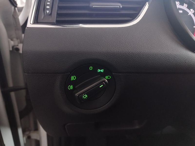 Škoda Octavia (2017) 1,6TDI,85KW,KLIMA,ALU - fotka 24 z 25