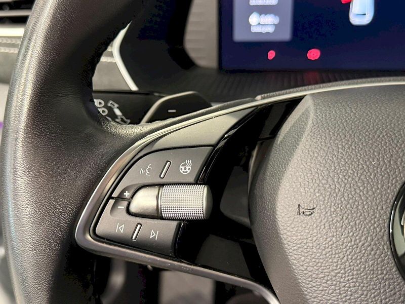 Škoda Octavia (2024) SELECTION PREMIUM EDITION 2.0T - fotka 15 z 32