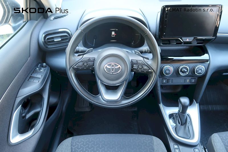 Toyota Yaris Cross (2023) Comfort 1,5 /92 kW - fotka 5 z 26
