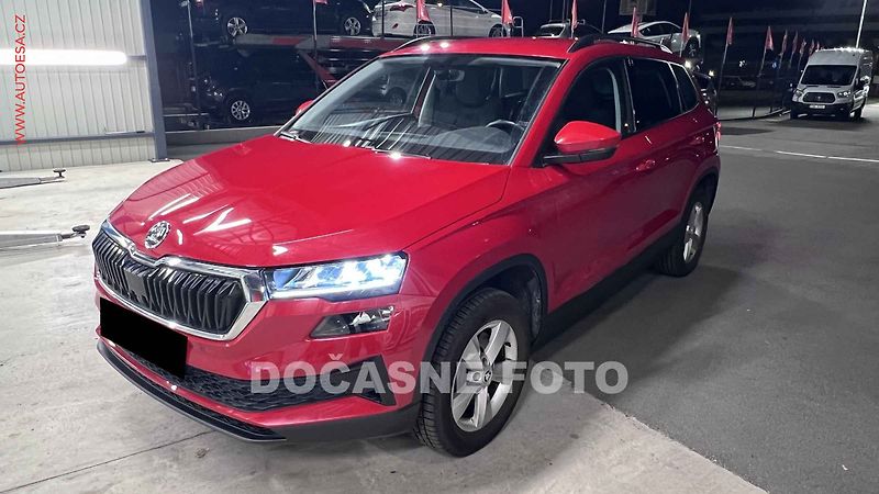 Škoda Karoq (2023) 1.5 TSi, 1.maj,ČR - fotka 1 z 3