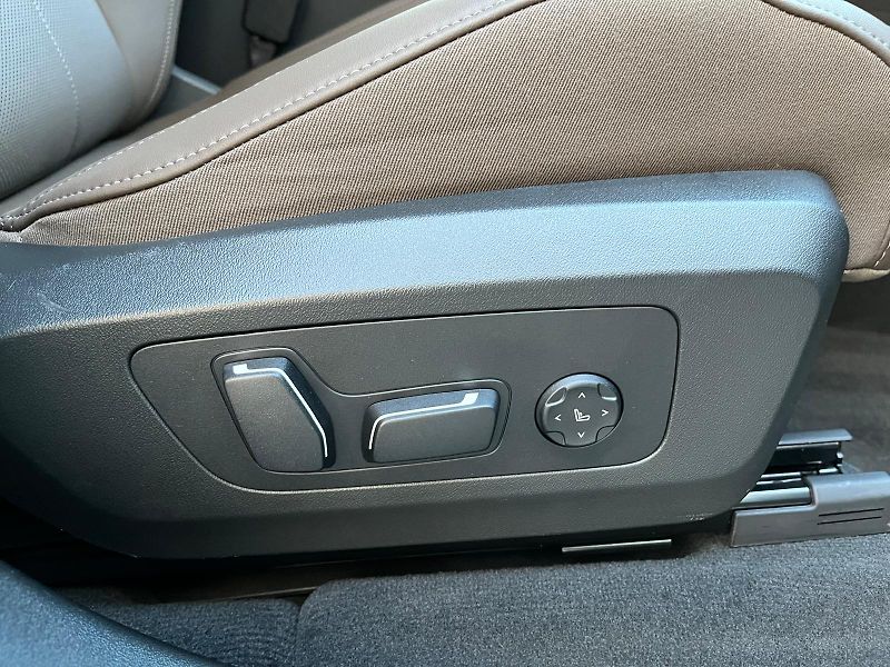 BMW X3 M 50i Xdrive - fotka 47 z 56