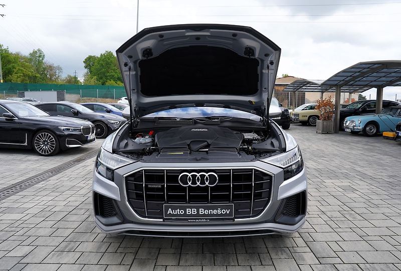 Audi Q8 55 TFSI Q/21kola/S-line/B&O - fotka 9 z 44