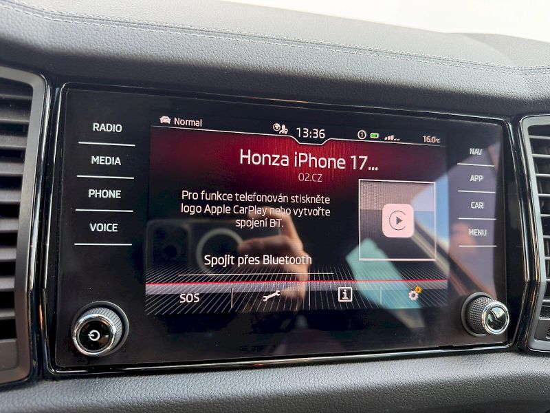 Škoda Kodiaq (2022) 2.0 TSI 140kW 4x4 SportLine DS - fotka 22 z 35
