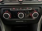Volkswagen Golf 1,6   TDI,SERVISKA,2.MAJITEL - náhled 17