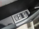 Škoda Octavia (2014) 1.6 TDi, ČR, Elegance, STK2 - náhled 13