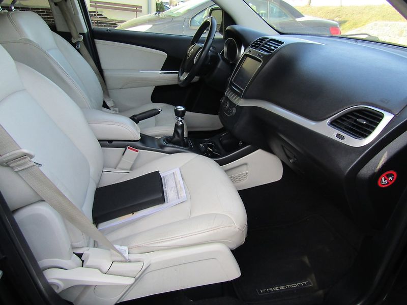 Fiat Freemont (2013) 2.0 JTD 100kW  7 MÍST - fotka 29 z 42