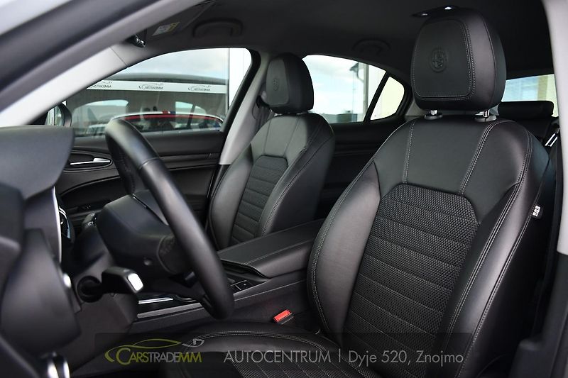 Alfa Romeo Stelvio 2,2JTD 154 KW 4x4 - fotka 11 z 50