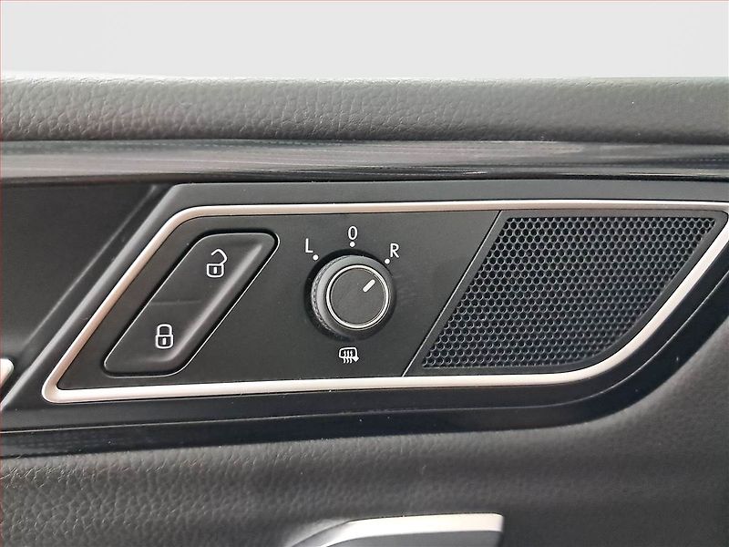 Volkswagen Golf Sportsvan (2019) 1.5 TSI, Automat, Serv.kniha - fotka 17 z 20