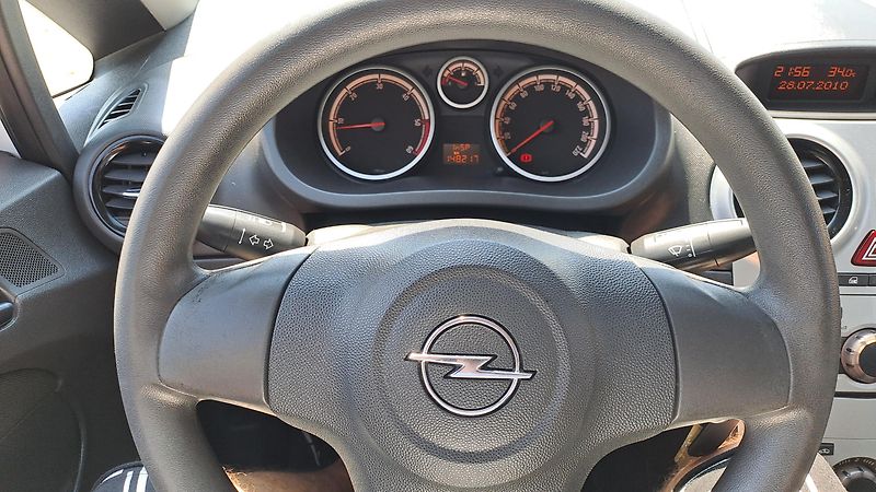 Opel Corsa 1.3 CDTI ENJOY Klima - fotka 23 z 25