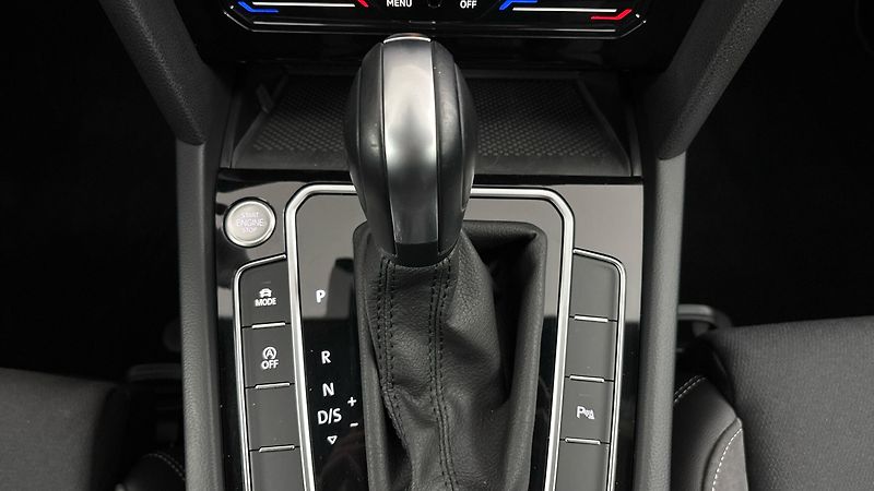 Volkswagen Passat 2.0 TDI DSG 4x4 4motion Alltra - fotka 26 z 32