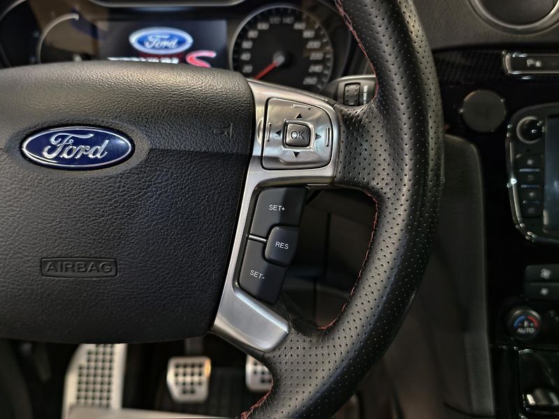 Ford S-MAX 2.2 TDCI 147kW TITANIUM S - fotka 17 z 22
