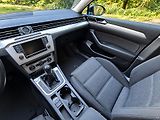 Volkswagen Passat 2,0 TDI 110kW Comfortline Navi - náhled 24