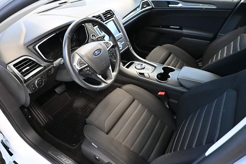 Ford Mondeo (2021) 2.0 LED SONY ACC Tažné Kamera - fotka 11 z 35