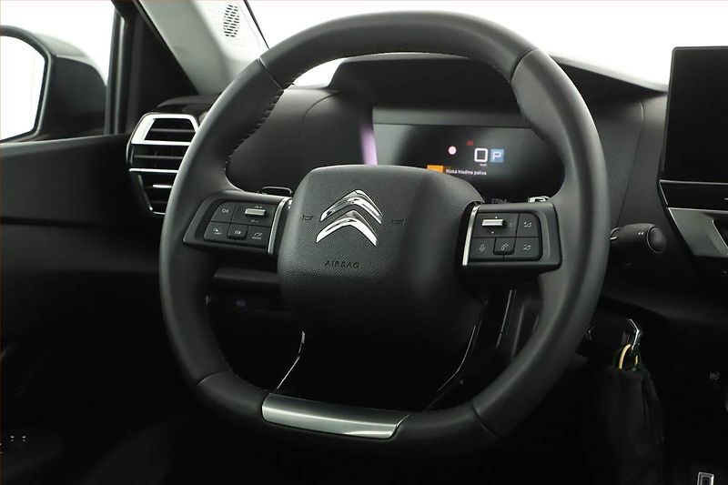 Citroën C4 (2024) 1.2 PureTech - fotka 8 z 20