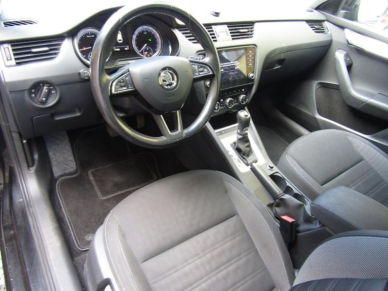 Škoda Octavia (2019) 1.5 TSI 110kW DSG - fotka 14 z 40