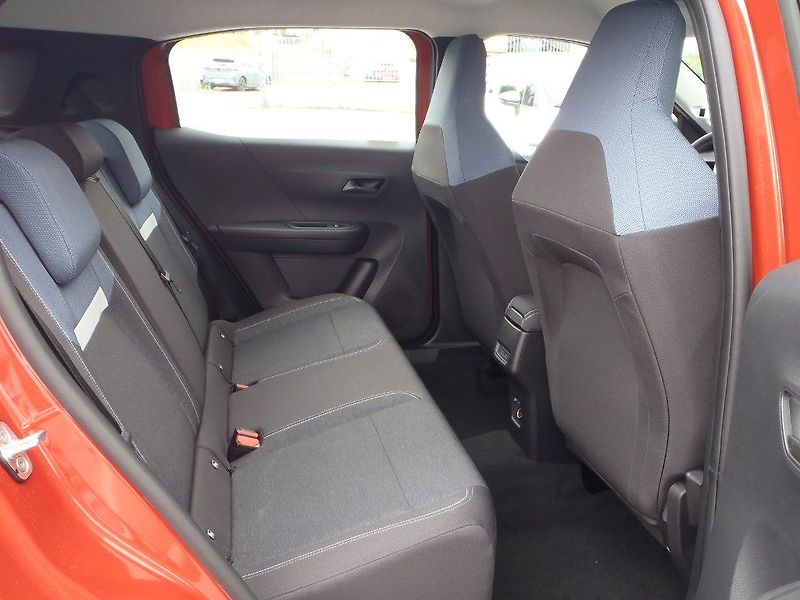 Opel Frontera Edition Hybrid 1.2 Turbo 81kW - fotka 12 z 28