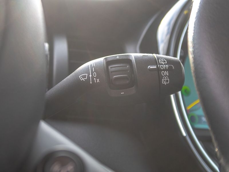 Mini Cooper (2020) ČR SE NAVI H/K – SoH 100% - fotka 35 z 64