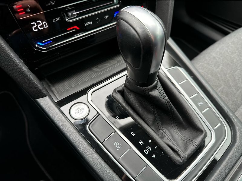 Volkswagen Passat Business 2.0 TDI 110 kW DSG Va - fotka 21 z 21