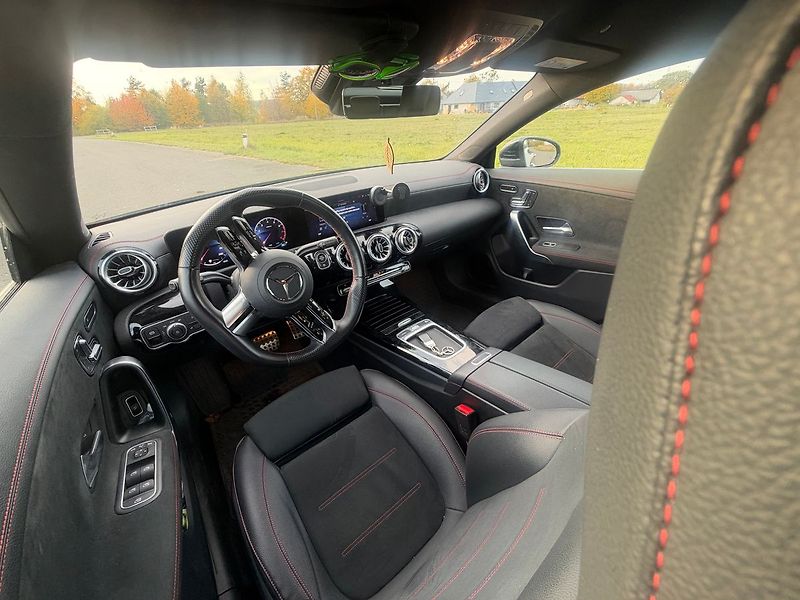 Mercedes-Benz CLA AMG SHOOTING BRAKE - fotka 9 z 17