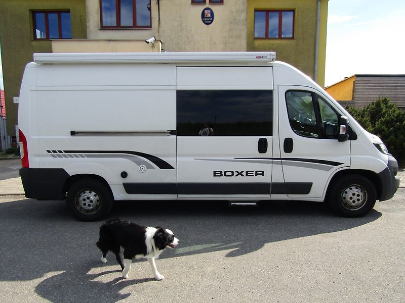 Peugeot Ostatní (2014) 2.2 HDI 96kW OBYTNÁ VESTAVBA - fotka 4 z 33