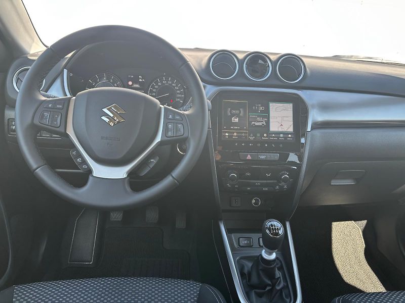 Suzuki Vitara 1,4 BoosterJet Premium - fotka 5 z 25