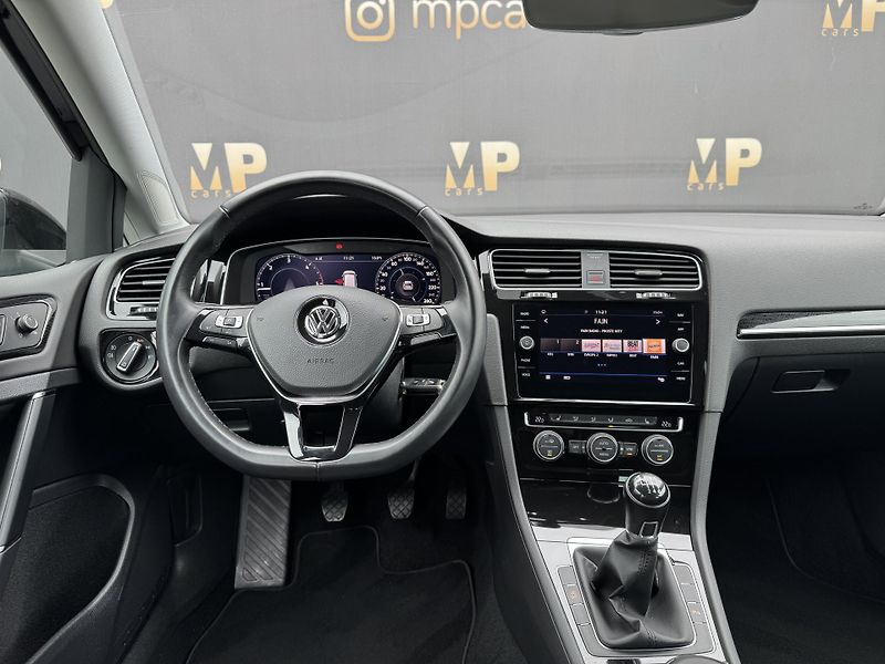 Volkswagen Golf (2017) 2.0TDi MAN Highline+, DPH, RZV - fotka 15 z 49