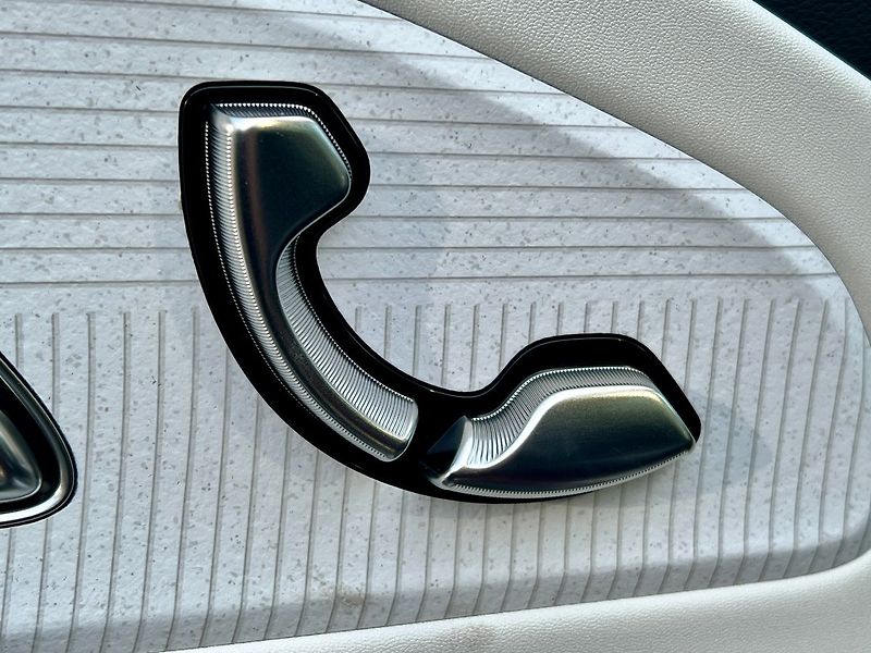 Mercedes-Benz CLA (2025) 350 4MATIC EQ Linie AMG - fotka 16 z 25