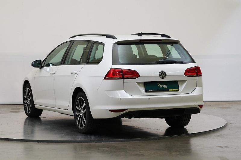 Volkswagen Golf - fotka 7 z 26