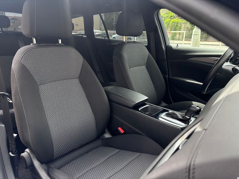 Opel Insignia 1.5CDTi/2021/ULTIM-AT9/ZÁRUKA2 - fotka 24 z 52