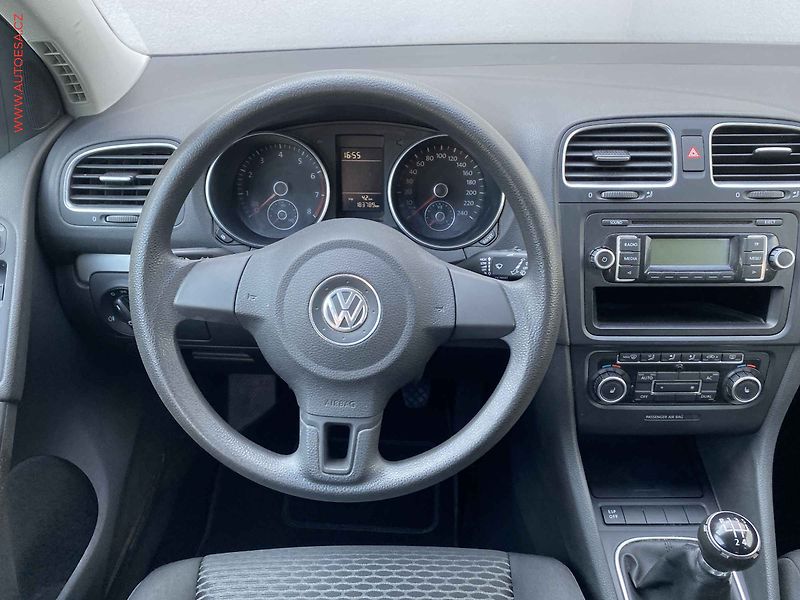 Volkswagen Golf (2009) 1.4 i, Trendline, TZ - fotka 11 z 16