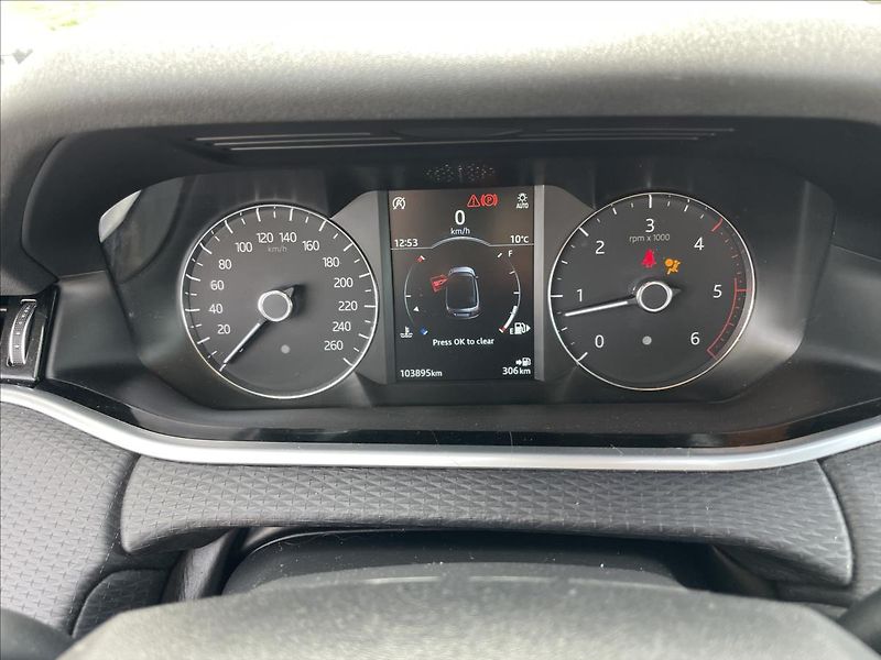 Land Rover Range Rover Evoque 2,0 D150 110kw Manual LED po r - fotka 15 z 33