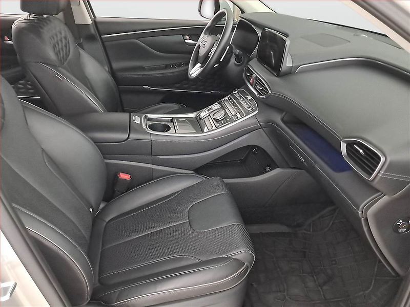 Hyundai Santa Fe (2022) 2.2 CRDi - fotka 9 z 28