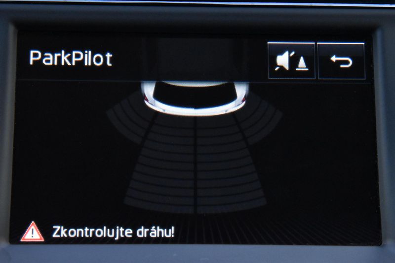 Škoda Fabia 1.0 TSi 6st 81 kW STYLE,DKLIMA - fotka 26 z 55