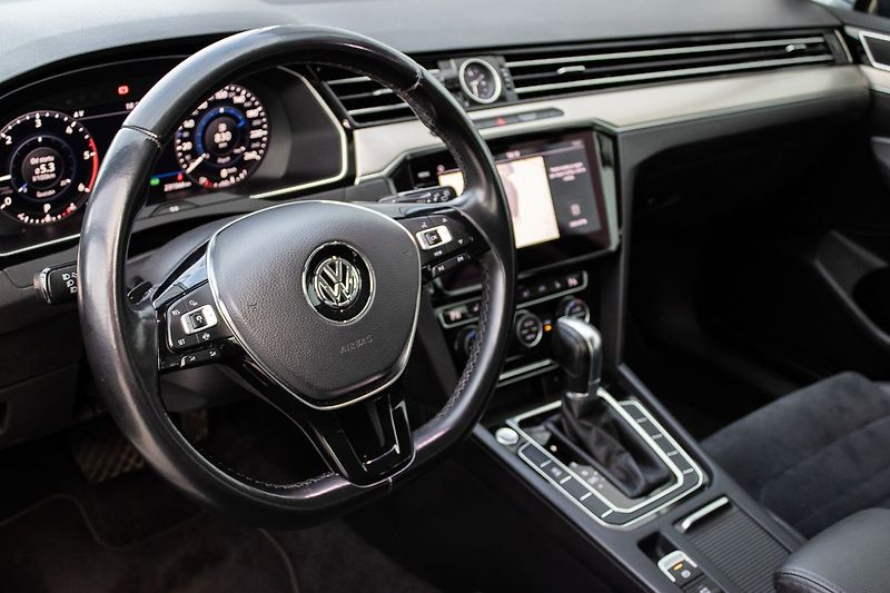 Volkswagen Passat - fotka 10 z 22