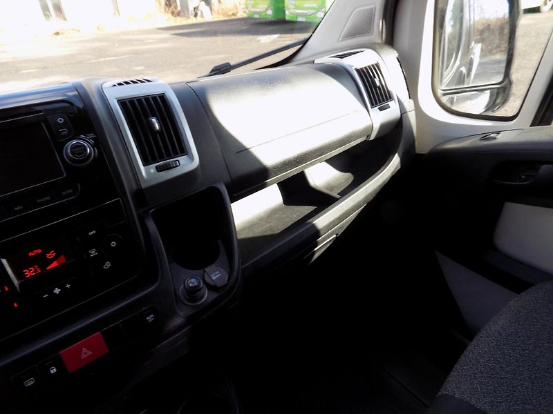 Fiat Ducato (2015) 3,0 130KW 7 MÍST VALNIK - fotka 23 z 42